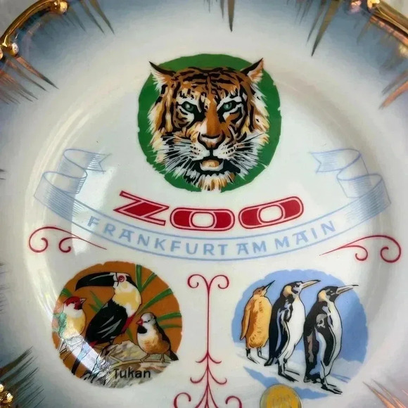 Vintage Frankfurt Zoo Souvenir Plate 7” Germany Handcrafted Porcelain, Gold Trim - Picture 3 of 7